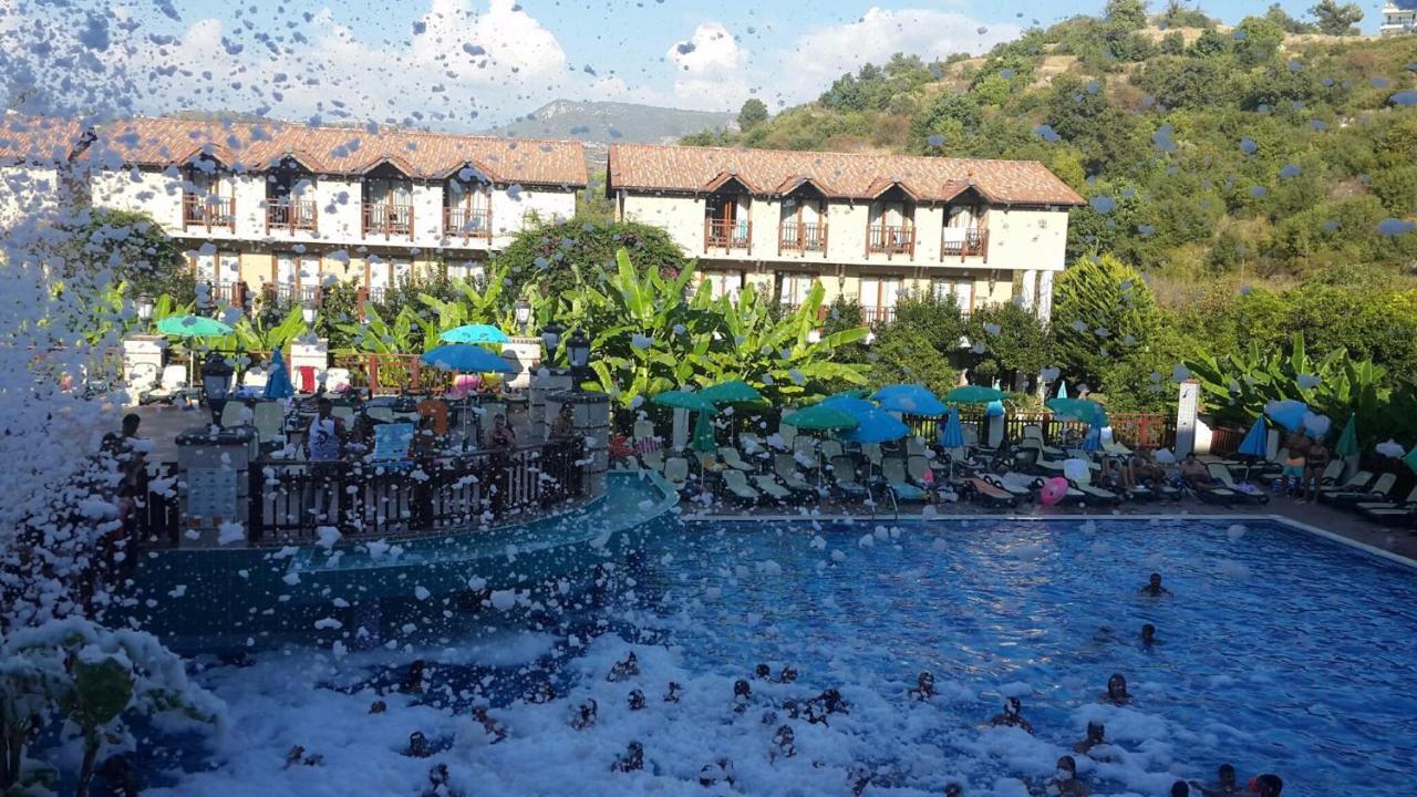 Noxinn Club Hotel Konakli Bagian luar foto