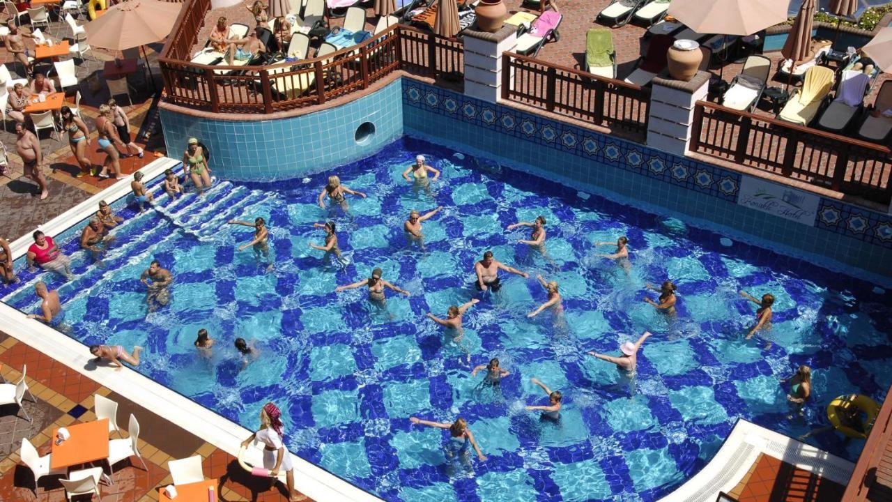 Noxinn Club Hotel Konakli Bagian luar foto